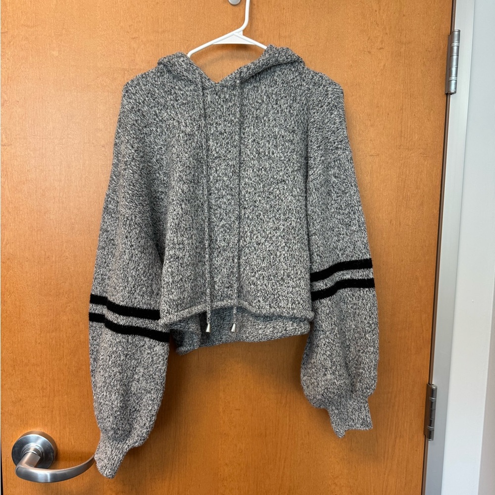 Onzie Gray Hooded Sweater with Black Stripes